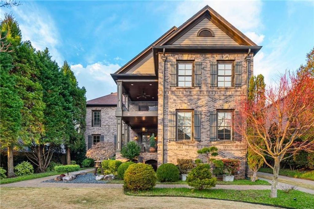 1098 Wimberly NE Road, Atlanta, GA 30319