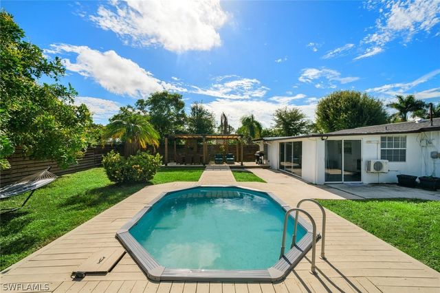 3999 Guava DR, Naples, FL 34104