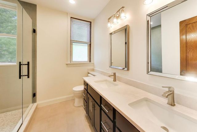 858 N Wolcott Avenue 2, Chicago, IL 60622