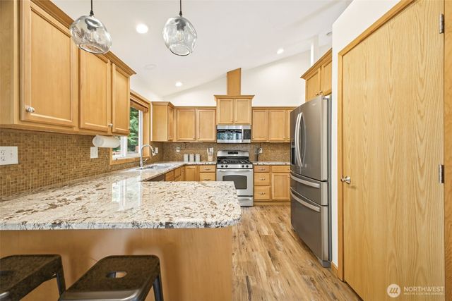 19 Horseshoe Circle, Bellingham, WA 98229