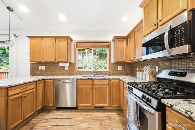 19 Horseshoe Circle, Bellingham, WA 98229