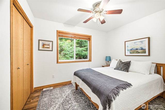 19 Horseshoe Circle, Bellingham, WA 98229