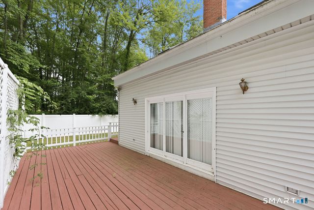 85 South Road, Farmington, CT 06032