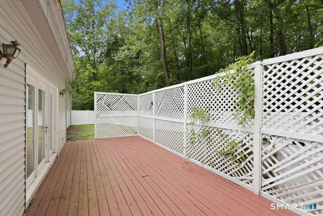 85 South Road, Farmington, CT 06032
