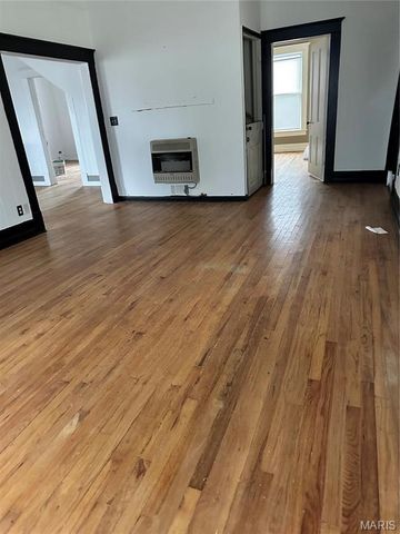 110 Jefferson Street, Essex, MO 63846