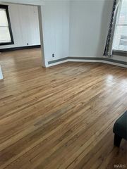 110 Jefferson Street, Essex, MO 63846