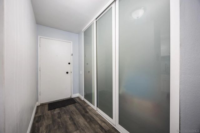 5700 Baltimore Dr 215, La Mesa, CA 91942