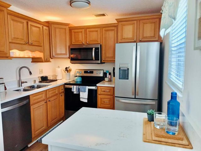 80 Crooked Tree Lane 106 Annual Or Seasonal, Vero Beach, FL 32962