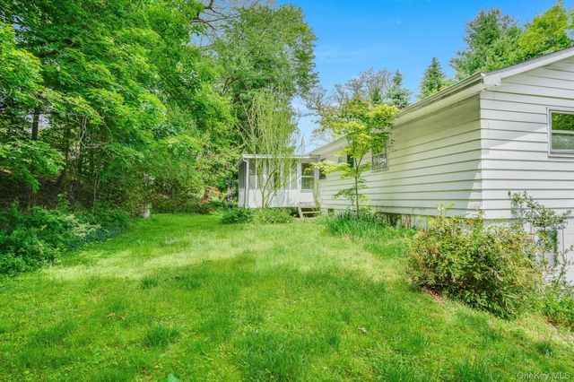34 Julie Drive, Hopewell Junction, NY 12533