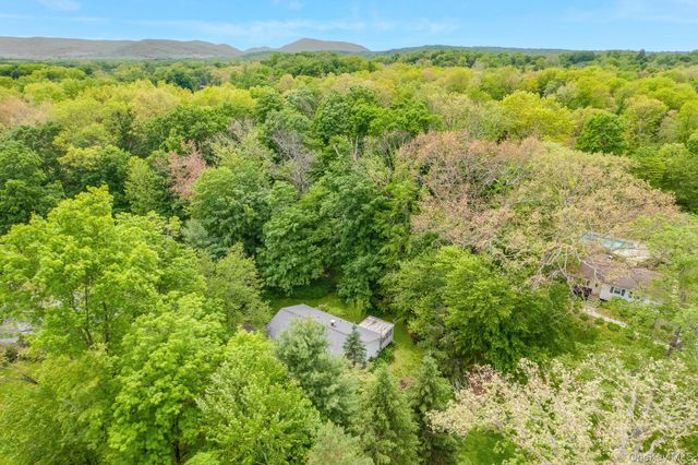 34 Julie Drive, Hopewell Junction, NY 12533