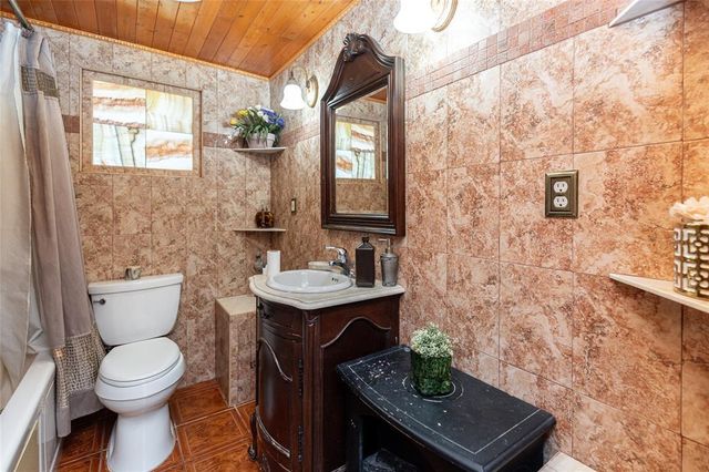 4801 BEACH BOULEVARD, Orlando, FL 32803