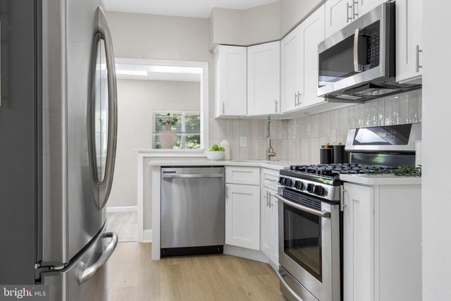 38 BRIARWOOD RD, Catonsville, MD 21228