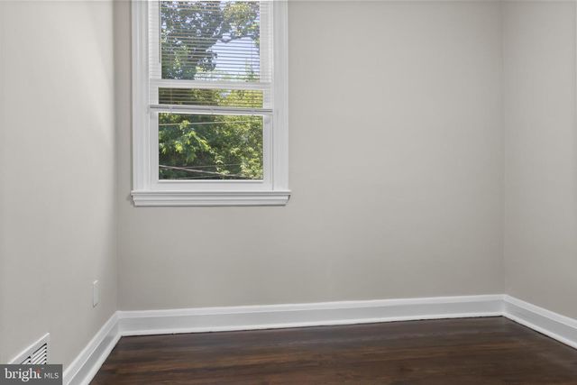 38 BRIARWOOD RD, Catonsville, MD 21228