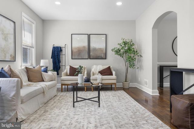 38 BRIARWOOD RD, Catonsville, MD 21228
