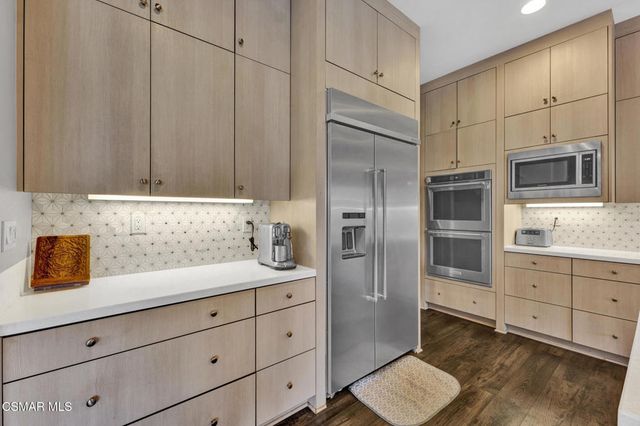 20511 Lantana Court, Porter Ranch, CA 91326