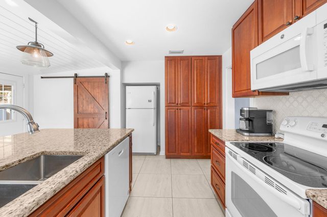 108 Oglethorpe Blvd, St Augustine, FL 32080