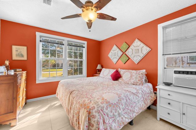 108 Oglethorpe Blvd, St Augustine, FL 32080