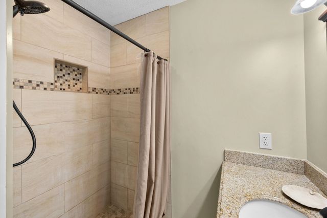 108 Oglethorpe Blvd, St Augustine, FL 32080