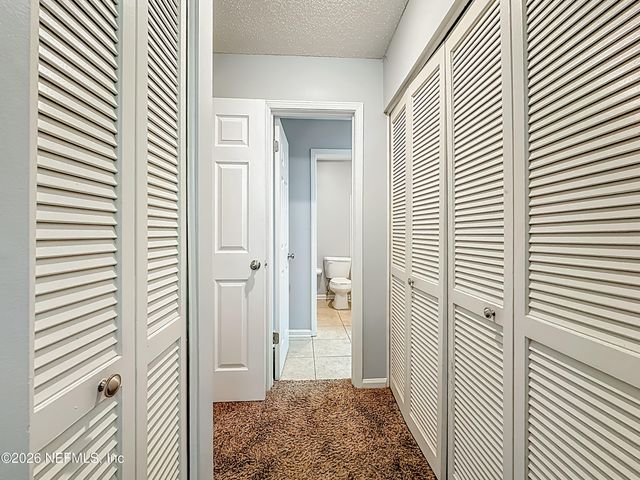 3801 CROWN POINT Road 1214, Jacksonville, FL 32257