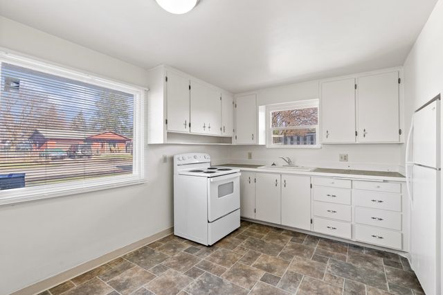 603 S Dearborn St, Spokane, WA 99212