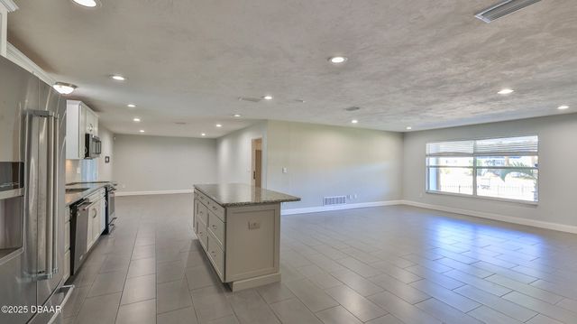 752 Tarry Town Trail, Port Orange, FL 32127