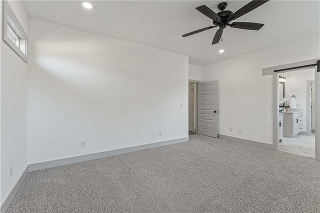 3206 SW Rosemont Avenue, Bentonville, AR 72713