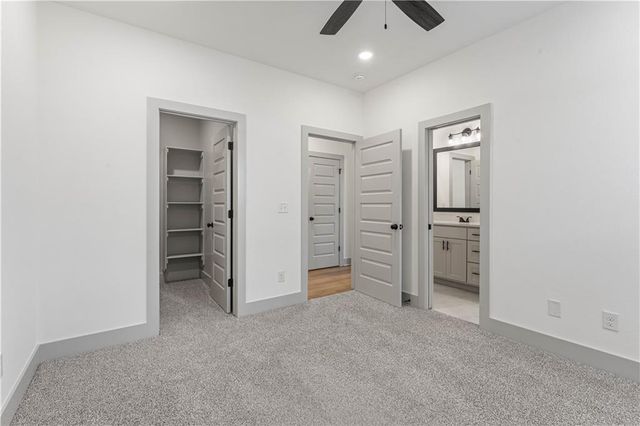 3206 SW Rosemont Avenue, Bentonville, AR 72713