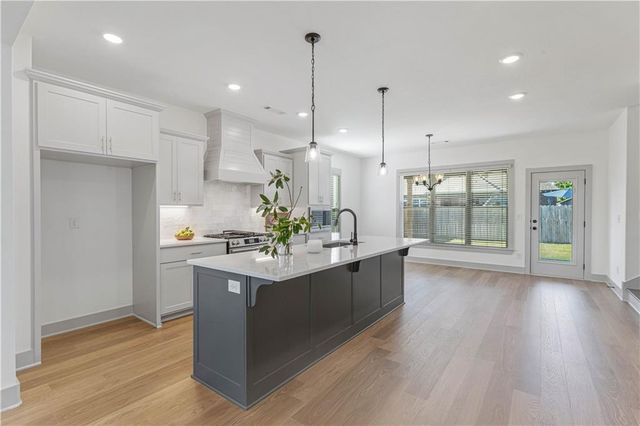 3206 SW Rosemont Avenue, Bentonville, AR 72713