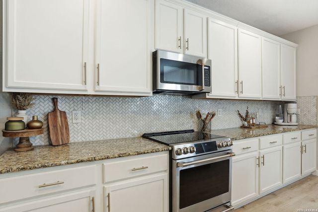 10358 ROYAL EST, San Antonio, TX 78245