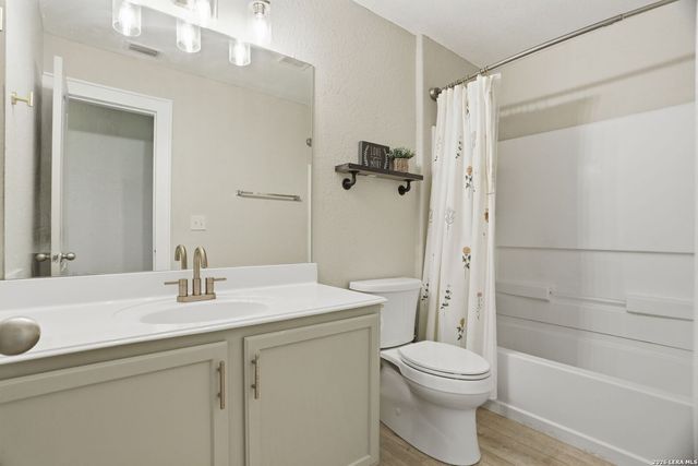 10358 ROYAL EST, San Antonio, TX 78245