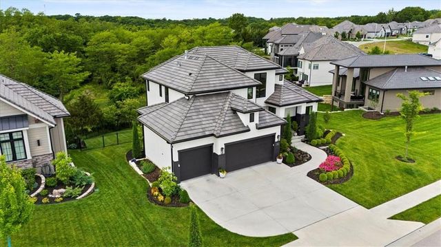 5746 N Revere Avenue, Kansas City, MO 64151