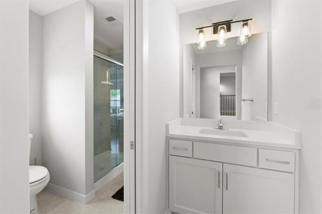 5746 N Revere Avenue, Kansas City, MO 64151