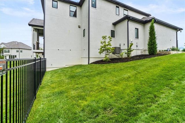 5746 N Revere Avenue, Kansas City, MO 64151