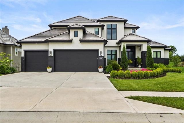 5746 N Revere Avenue, Kansas City, MO 64151