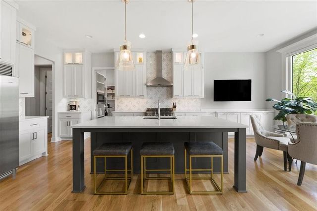 5746 N Revere Avenue, Kansas City, MO 64151