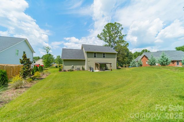 1977 Charles Avenue, Lancaster, SC 29720