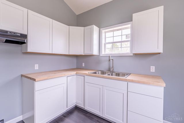 182 Walnut Street, Peebles, OH 45660