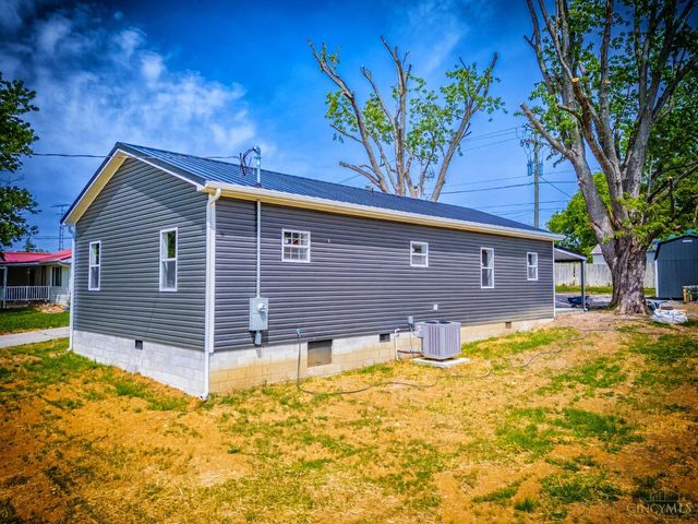 182 Walnut Street, Peebles, OH 45660