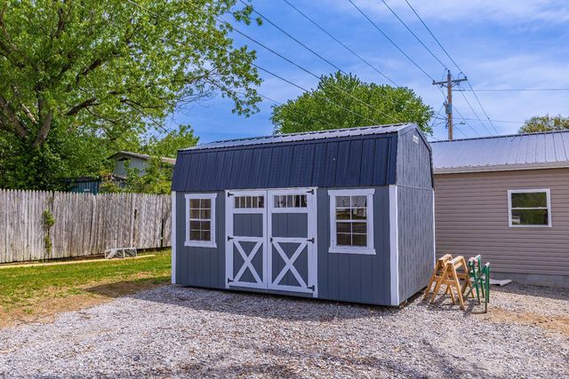 182 Walnut Street, Peebles, OH 45660