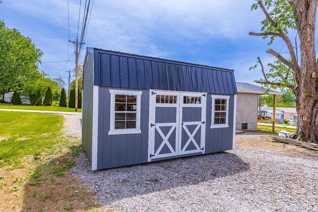 182 Walnut Street, Peebles, OH 45660