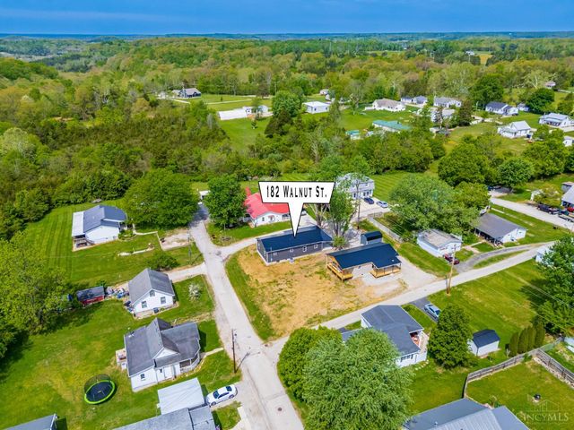 182 Walnut Street, Peebles, OH 45660