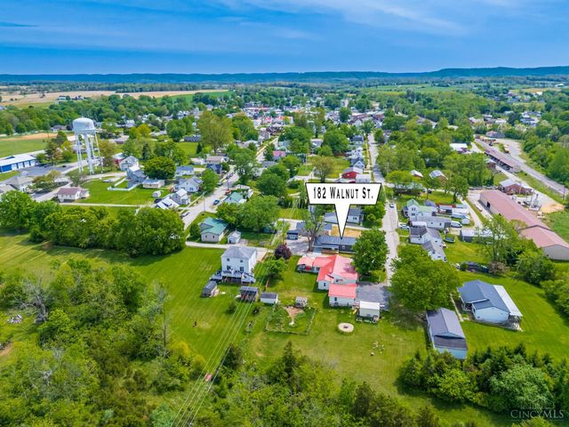182 Walnut Street, Peebles, OH 45660