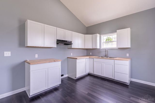 182 Walnut Street, Peebles, OH 45660