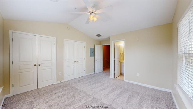 1725 Harvey Mitchell Parkway 1721, College Station, TX 77840