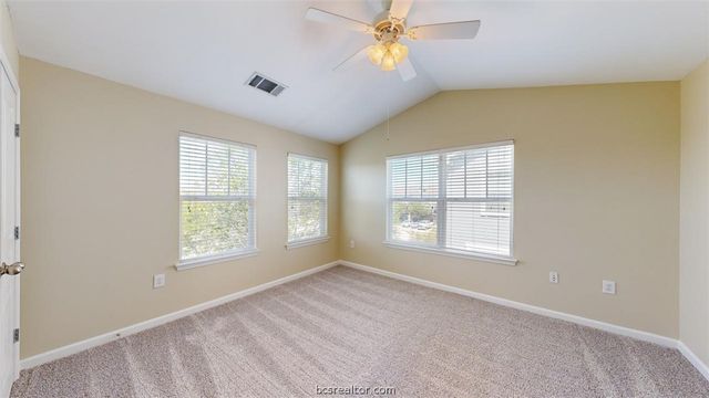 1725 Harvey Mitchell Parkway 1721, College Station, TX 77840