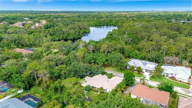 8047 DESOTO WOODS DRIVE, Sarasota, FL 34243