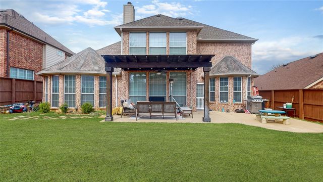 1051 Metalmark Court, Lantana, TX 76226