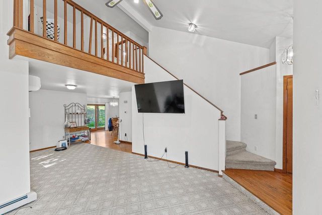 107 Kimball Avenue, Elroy, WI 53929