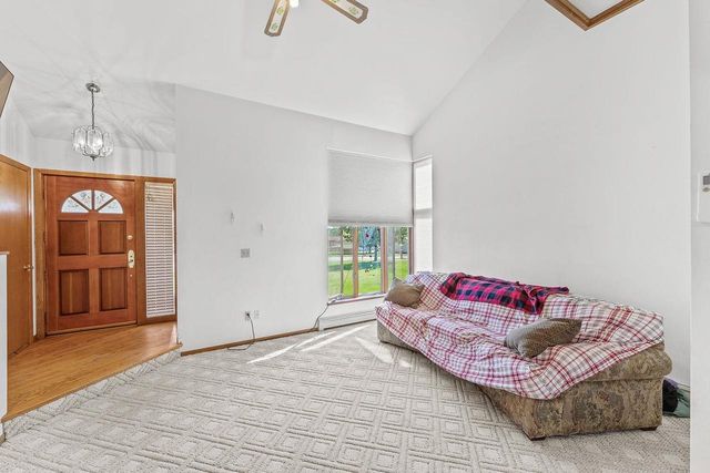 107 Kimball Avenue, Elroy, WI 53929