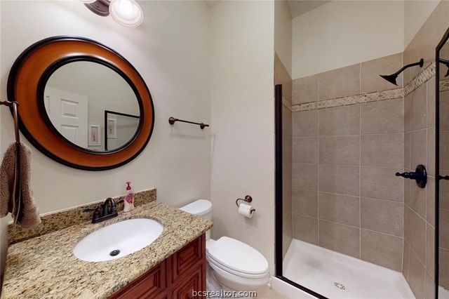 203 Chimney Hill Circle, College Station, TX 77840